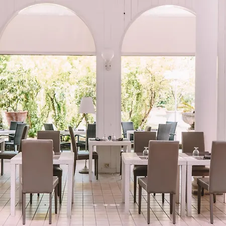 Отель Bellavista Terme & 4*